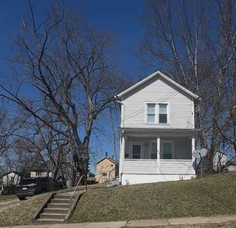 415 Meek Street, Sharon, PA 16146