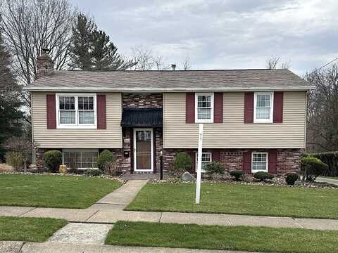 2102 Lynwood Dr, Hopewell, PA 15001
