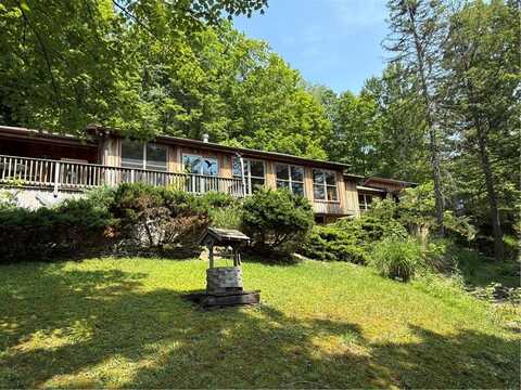 254 Light Ln, Cook Twp, PA 15658