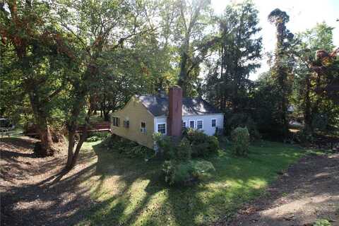 208 Pillow Ave, Cheswick, PA 15024