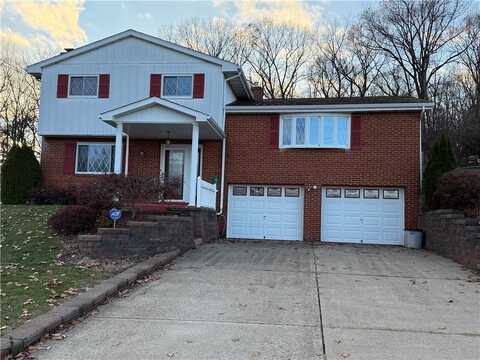 42 Maplewood Court, Murrysville, PA 15626