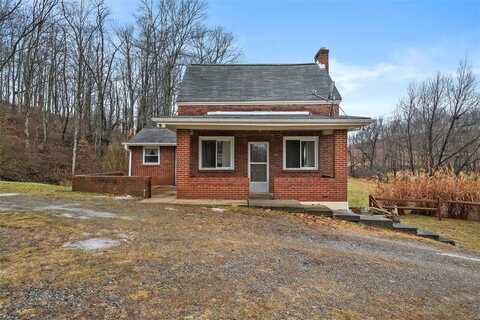 135 Erbes Lane, Adamstown, PA 16046