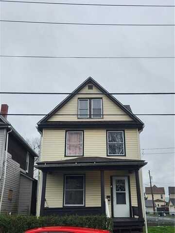 545 W Brady St, Baden, PA 16001