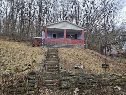 109 Daisytown Rd, California, PA 15427