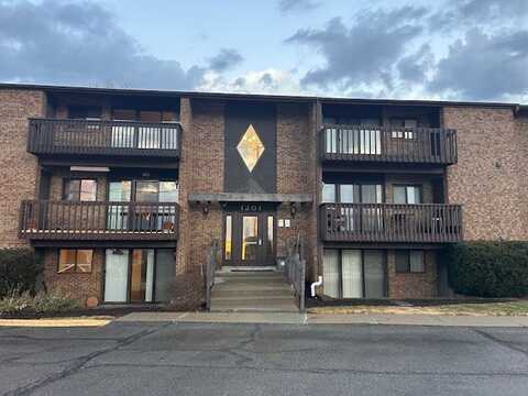 1201 Dutilh Road, Cranberry Twp, PA 16066