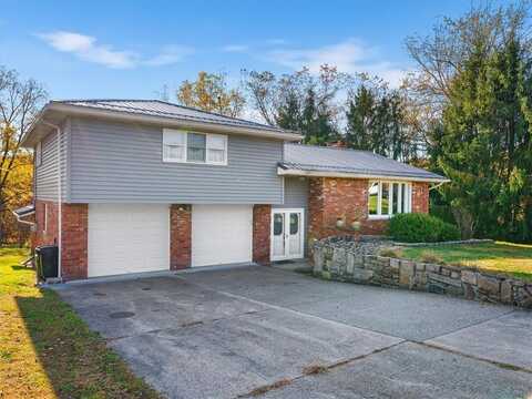 24 Olympic Cir, Coal Center, PA 15423