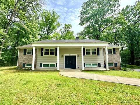 214 Raptor Cir, Neshannock Twp, PA 16105