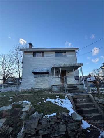 1022 Knoll St, Aliquippa, PA 15001