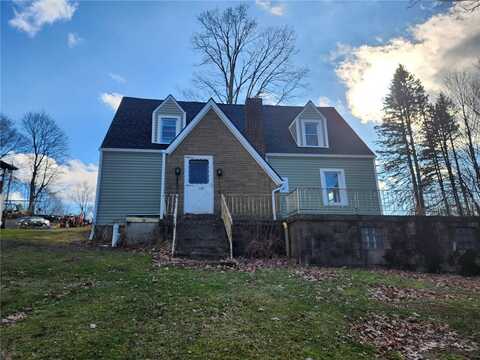 126 Hilltop Dr, Franklin, PA 16117