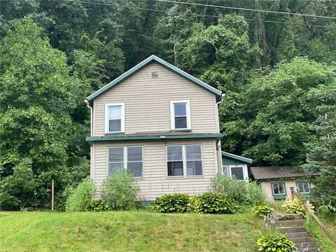 109 Buffalo Street, Franklin, PA 16323