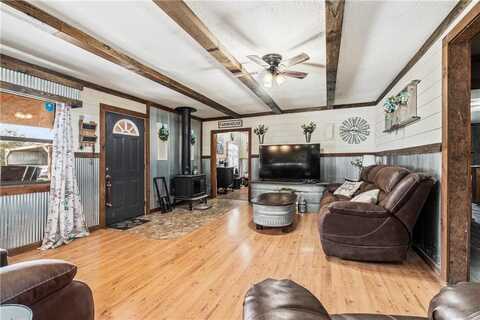 16890 Hurt RD, Sulphur Springs, AR 72768