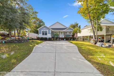 147 NE 11th Street, Oak Island, NC 28465