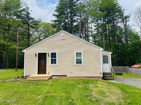 66 Orlando Ave, Pittsfield, MA 01201