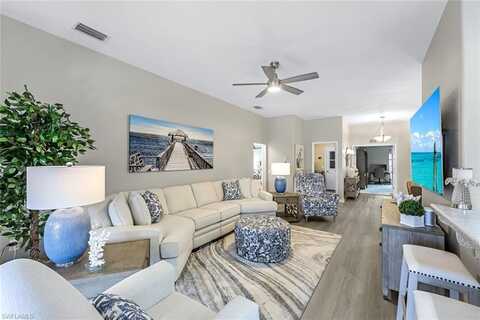 10061 Oakhurst, FORT MYERS, FL 33913
