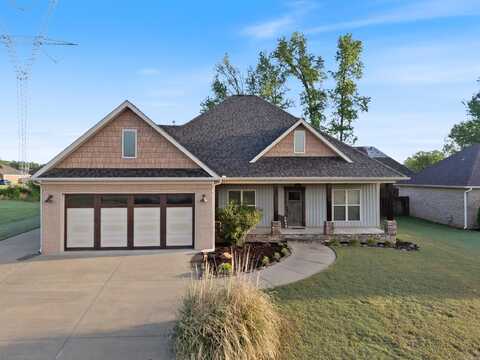 5050 Trinity Crossing Drive, Conway, AR 72034