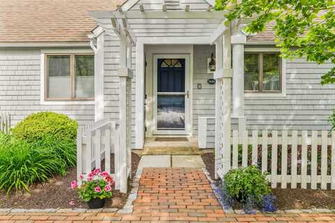 100 Mid-Iron Way, Mashpee, MA 02649