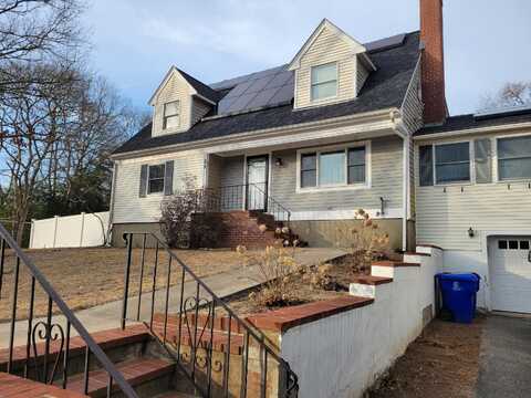 25 Cypress Street, Buzzards Bay, MA 02532