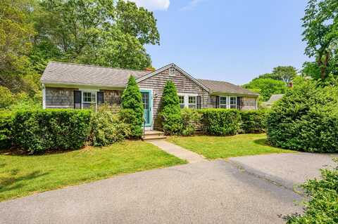 120 Main Street, Cotuit, MA 02635