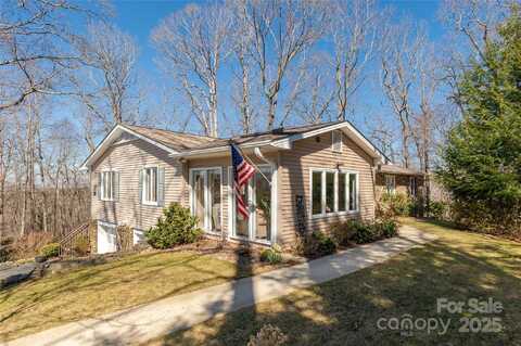 440 Fawnview Lane, Hendersonville, NC 28791