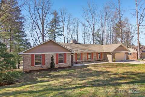 127 Kalmia Terrace Court, Hendersonville, NC 28739