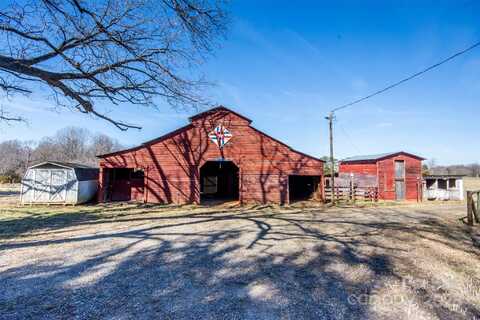 169 Eagle Mills Road, Harmony, NC 28634