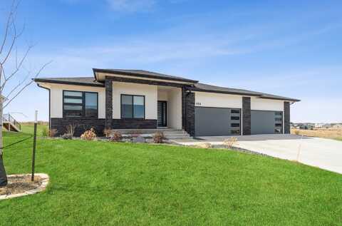 4914 162nd Street, Urbandale, IA 50323