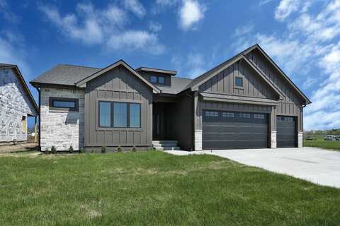 9437 NW 82nd Avenue, Johnston, IA 50131