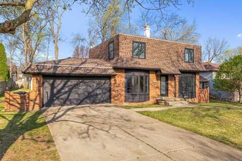 3706 SE 24th Court, Des Moines, IA 50320