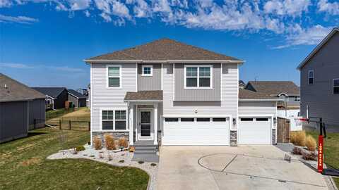 3216 NW Reinhart Drive, Ankeny, IA 50023