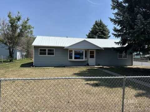 119 2nd St, Glendive, MT 59330