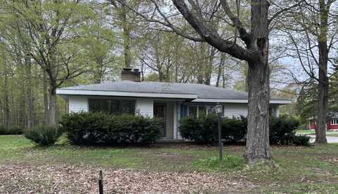 647 W Ford DR, Muir, MI 49783