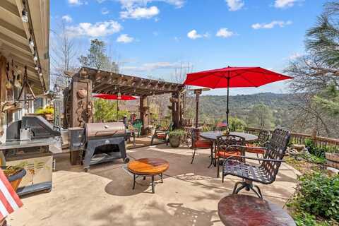 32583 River Knolls Road, Coarsegold, CA 93614
