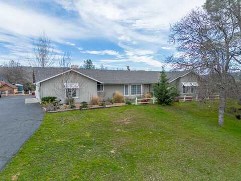 32583 River Knolls Road, Coarsegold, CA 93614