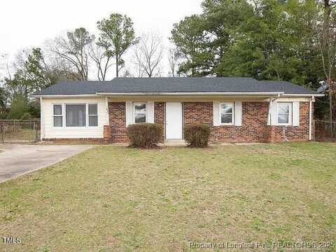 6507 Amanda Circle, Fayetteville, NC 28304