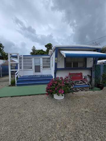 86 Avenue B, Key Largo, FL 33037