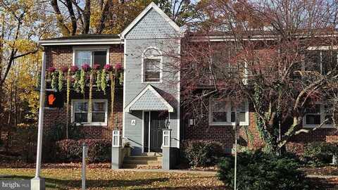 200 N WAYNE AVE, WAYNE, PA 19087