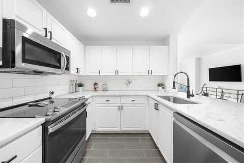3475 Oak Valley Road NE, Atlanta, GA 30326