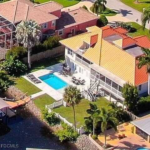 17539 Boat Club Drive, Fort Myers, FL 33908
