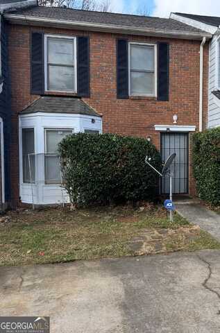 8043 Woodlake, Riverdale, GA 30274