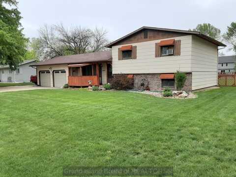 4240 Nevada Ave, Grand Island, NE 68803