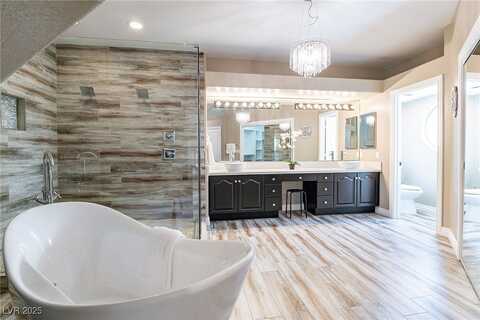 8100 Lake Hills Drive, Las Vegas, NV 89128