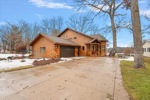 5421 S Front Street, Newaygo, MI 49337