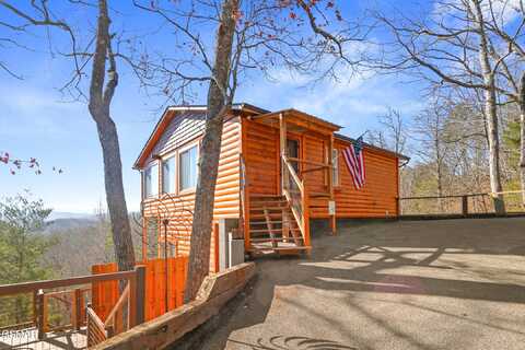 3307 Chinquapin Drive, Sevierville, TN 37876