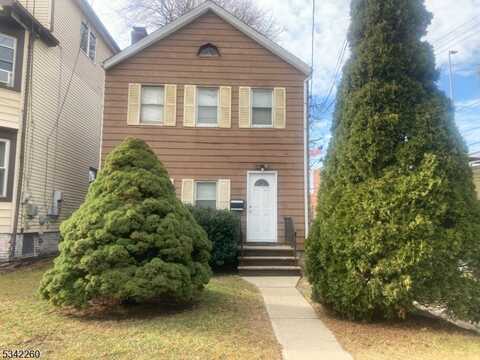 34 Willow St, Bloomfield, NJ 07003