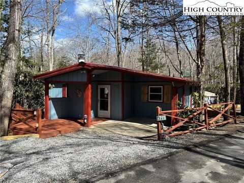 715 Highland Hills Road, Newland, NC 28657