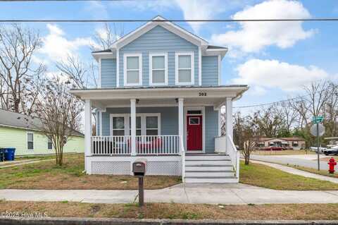 302 Court Street, Jacksonville, NC 28540