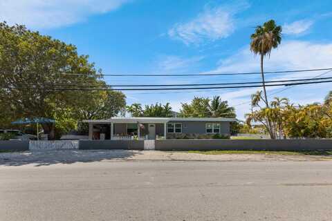 201 4th Street, Big Coppitt, FL 33040