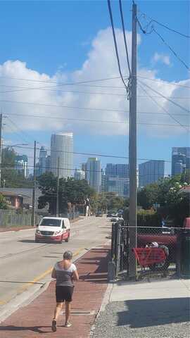 1322 SW 7th St, Miami, FL 33135