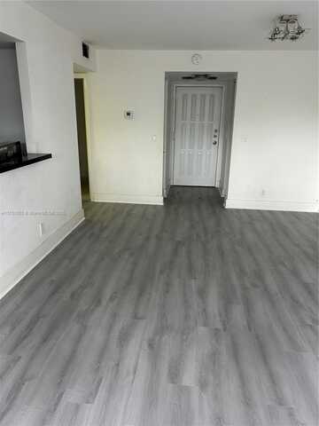 undefined, Hallandale Beach, FL 33009