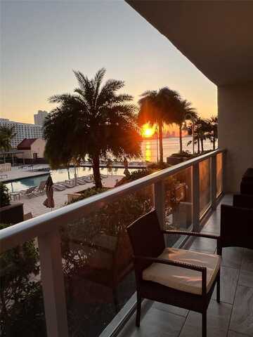 1155 Brickell Bay Dr, Miami, FL 33131